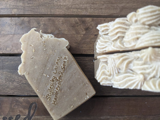 Oatmeal Milk & Honey Exfoliating Soap