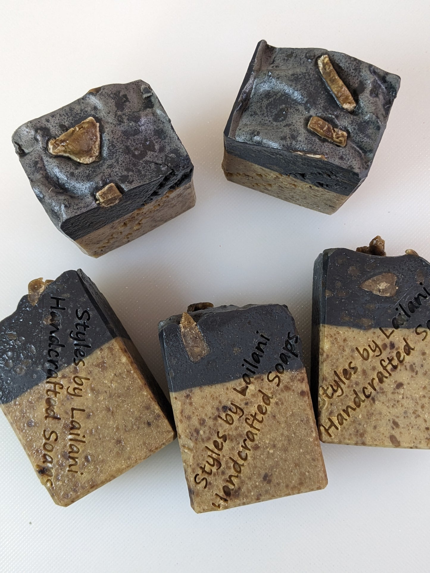 Activated Charcoal w/ African Black Soap